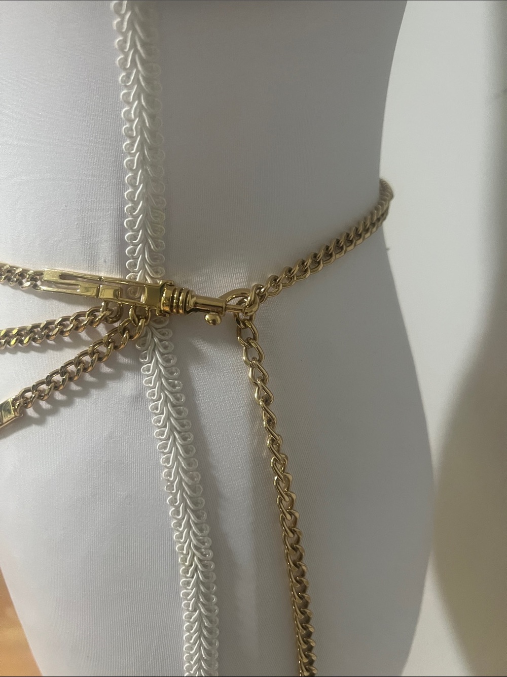 St. John 3-Strand Logo Panel Belt | Elegant Designer Waist Belt - Picture 3 of 4